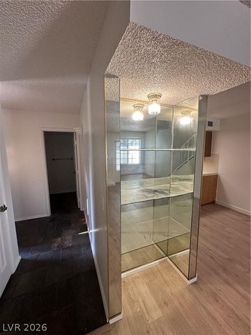 3280 DAYFLOWER Street C, Las Vegas, NV 89121