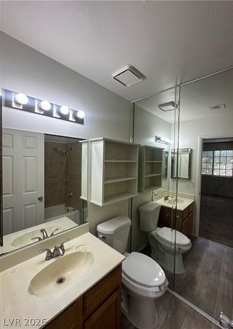 3280 DAYFLOWER Street C, Las Vegas, NV 89121