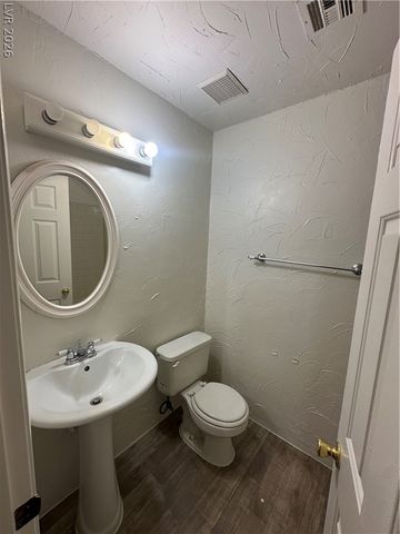 3280 DAYFLOWER Street C, Las Vegas, NV 89121