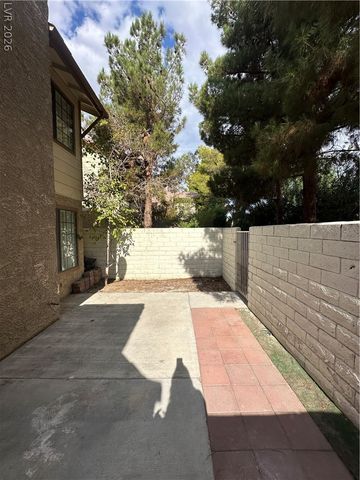 3280 DAYFLOWER Street C, Las Vegas, NV 89121