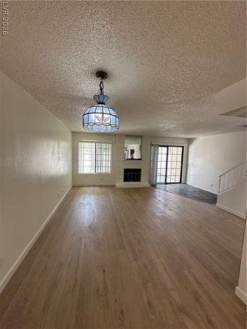 3280 DAYFLOWER Street C, Las Vegas, NV 89121