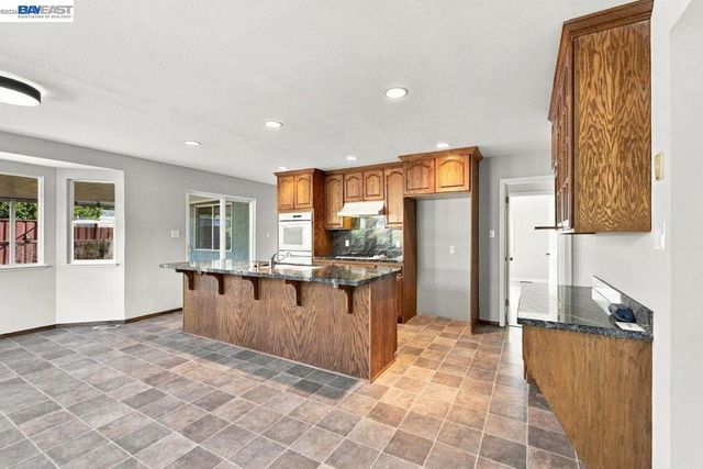 37064 Elm St, Fremont, CA 94536