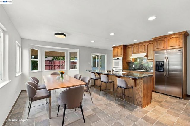 37064 Elm St, Fremont, CA 94536