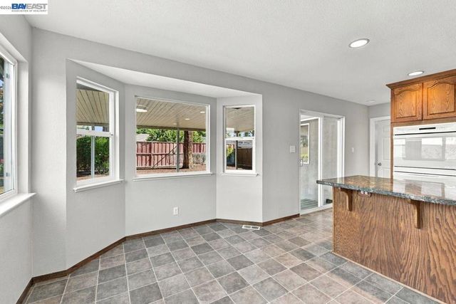 37064 Elm St, Fremont, CA 94536