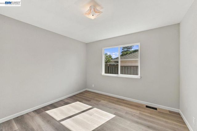 37064 Elm St, Fremont, CA 94536