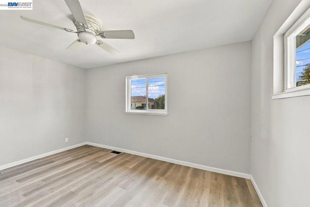 37064 Elm St, Fremont, CA 94536