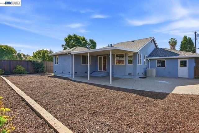 37064 Elm St, Fremont, CA 94536