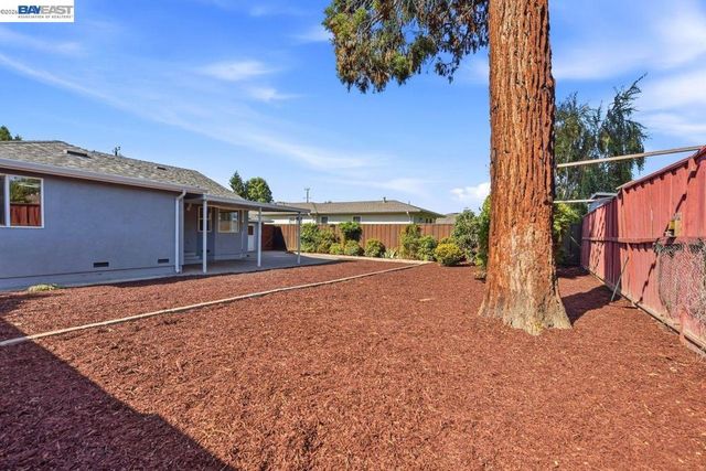 37064 Elm St, Fremont, CA 94536