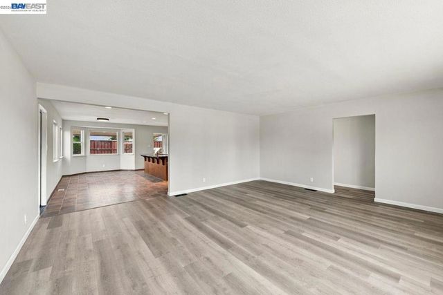 37064 Elm St, Fremont, CA 94536