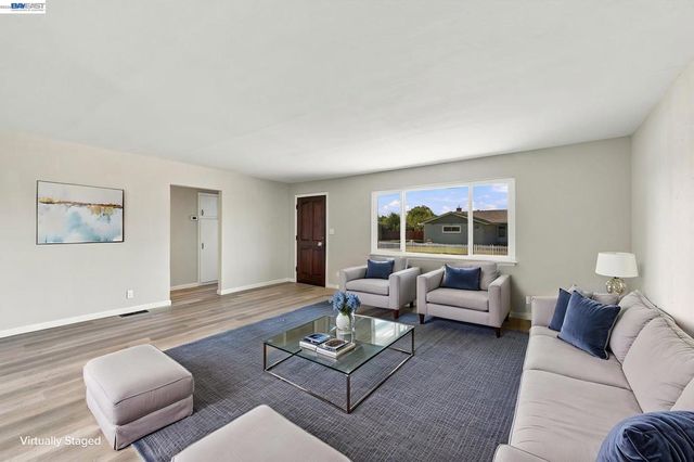 37064 Elm St, Fremont, CA 94536