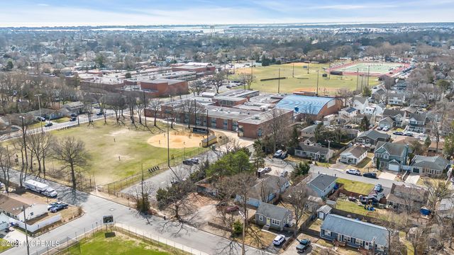 404 Maxson Avenue, Point Pleasant, NJ 08742