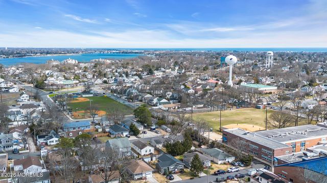 404 Maxson Avenue, Point Pleasant, NJ 08742