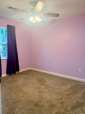 2601 Lakeside Drive, Benton, AR 72019