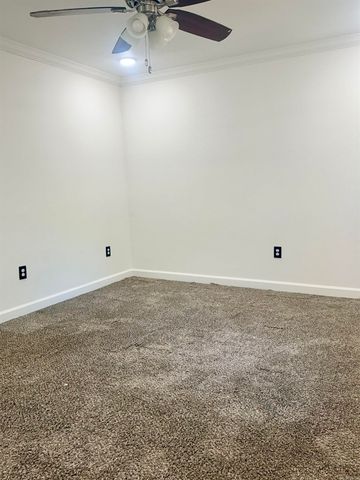 2601 Lakeside Drive, Benton, AR 72019