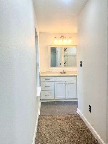 2601 Lakeside Drive, Benton, AR 72019