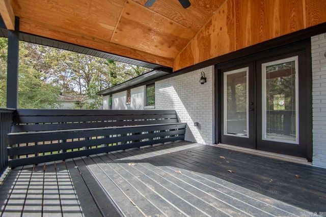 2601 Lakeside Drive, Benton, AR 72019