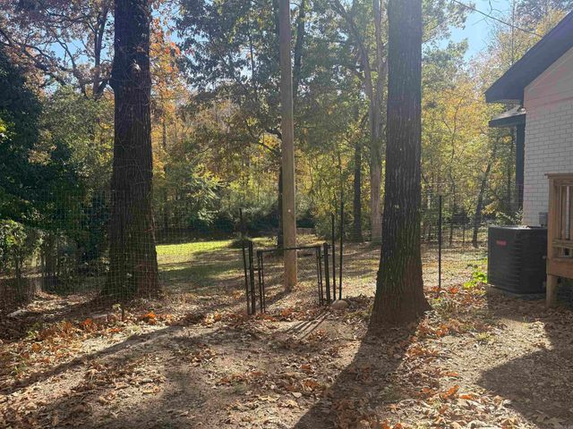 2601 Lakeside Drive, Benton, AR 72019