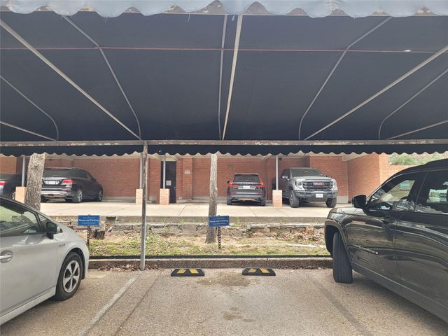 2410 Enfield RD 7, Austin, TX 78703