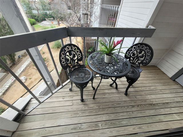 2410 Enfield RD 7, Austin, TX 78703