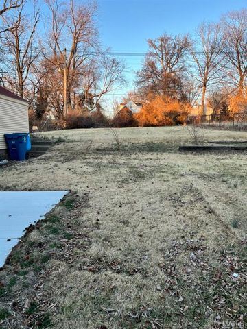 6351 Garesche Avenue, Jennings, MO 63136