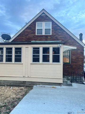 6351 Garesche Avenue, Jennings, MO 63136