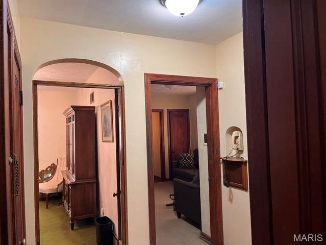 6351 Garesche Avenue, Jennings, MO 63136