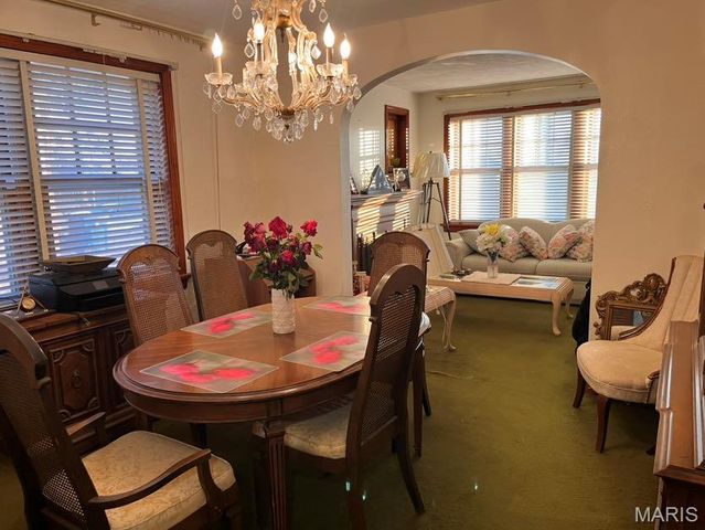 6351 Garesche Avenue, Jennings, MO 63136