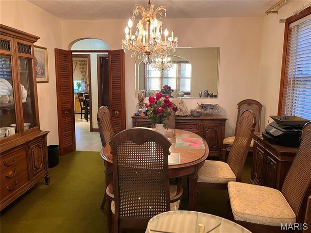 6351 Garesche Avenue, Jennings, MO 63136