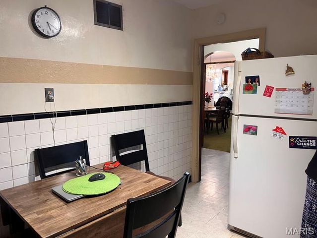 6351 Garesche Avenue, Jennings, MO 63136