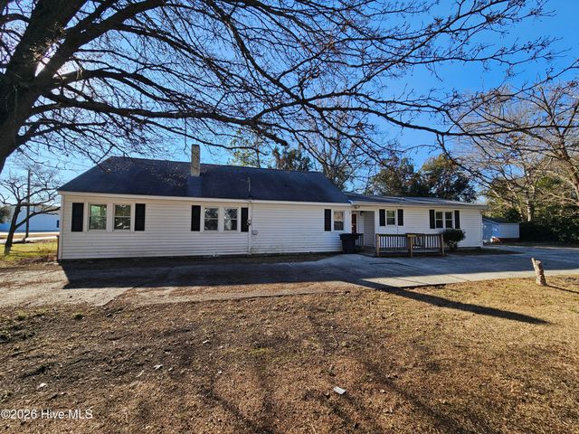 511 Balsey Street, Clinton, NC 28328