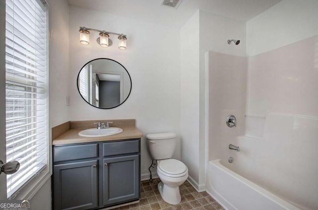 341 Birchwood Farms Lane, Dallas, GA 30132