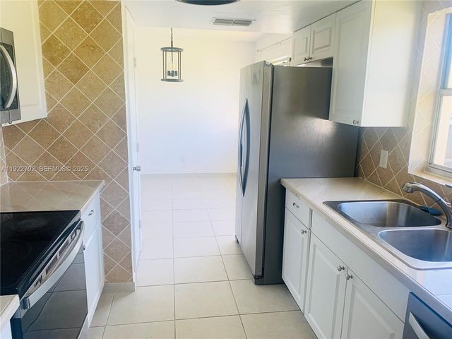 436 Valley DR, Lehigh Acres, FL 33936