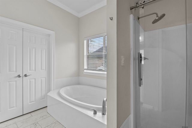 1588 Lake Pointe Ave, Zachary, LA 70791