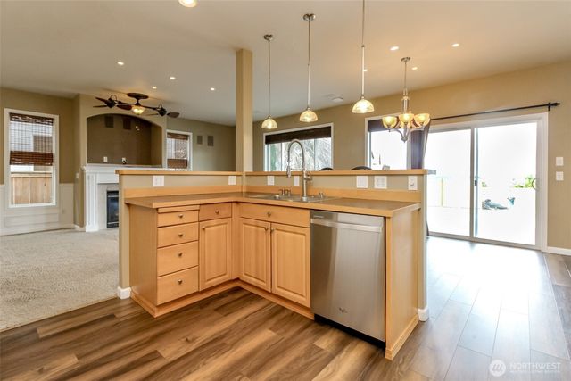 17806 106th Street E, Bonney Lake, WA 98391