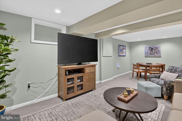 10211 OLDFIELD DR, Kensington, MD 20895