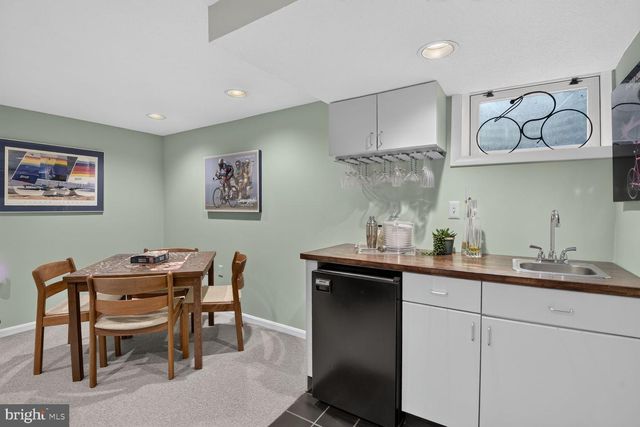 10211 OLDFIELD DR, Kensington, MD 20895