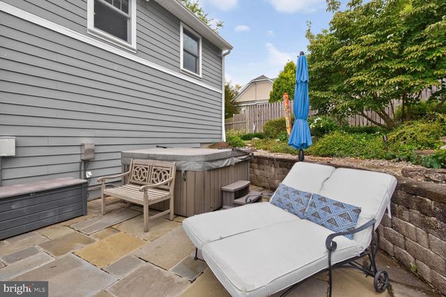 10211 OLDFIELD DR, Kensington, MD 20895