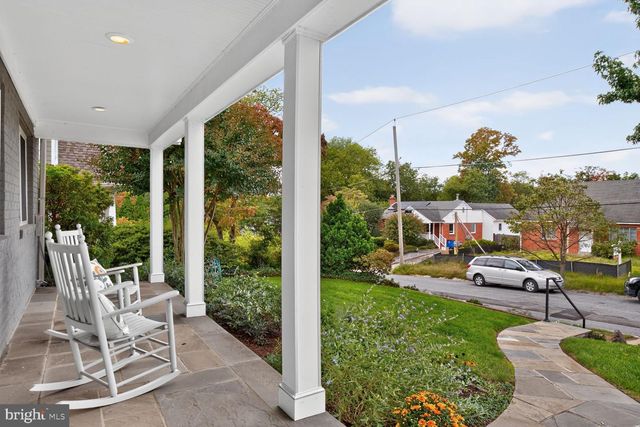 10211 OLDFIELD DR, Kensington, MD 20895