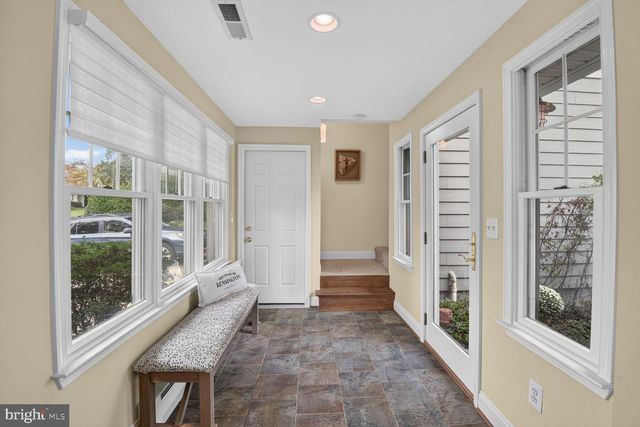 10211 OLDFIELD DR, Kensington, MD 20895