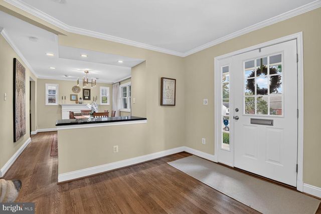 10211 OLDFIELD DR, Kensington, MD 20895