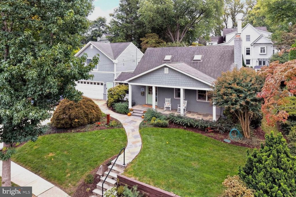 10211 OLDFIELD DR, Kensington, MD 20895