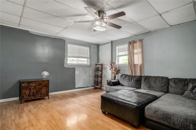9251 Liggett Road, Kansas City, KS 66109