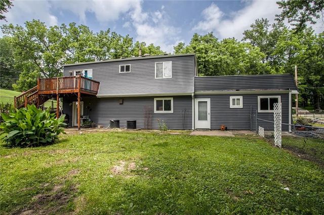 9251 Liggett Road, Kansas City, KS 66109