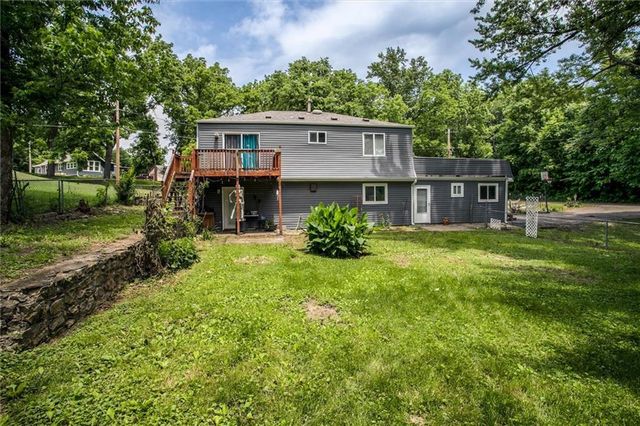 9251 Liggett Road, Kansas City, KS 66109