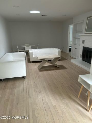 17 Palmer Avenue, West Long Branch, NJ 07764