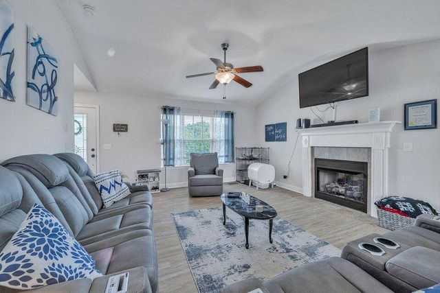 9739 Falcon Crest Drive, Ooltewah, TN 37363