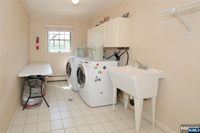 273 Joshua Lane, Wyckoff, NJ 07481