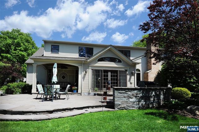 273 Joshua Lane, Wyckoff, NJ 07481