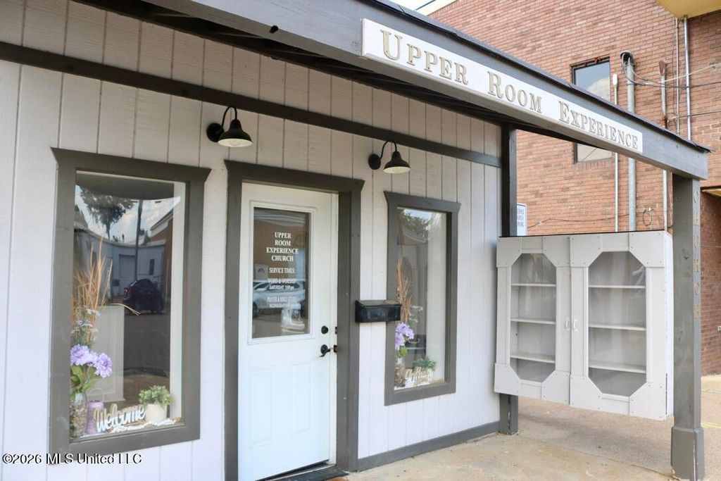 418 Court Street, Coldwater, MS 38618 — photo 2