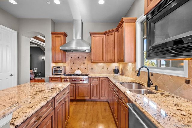 6258 Oxford Peak Court, Castle Rock, CO 80108